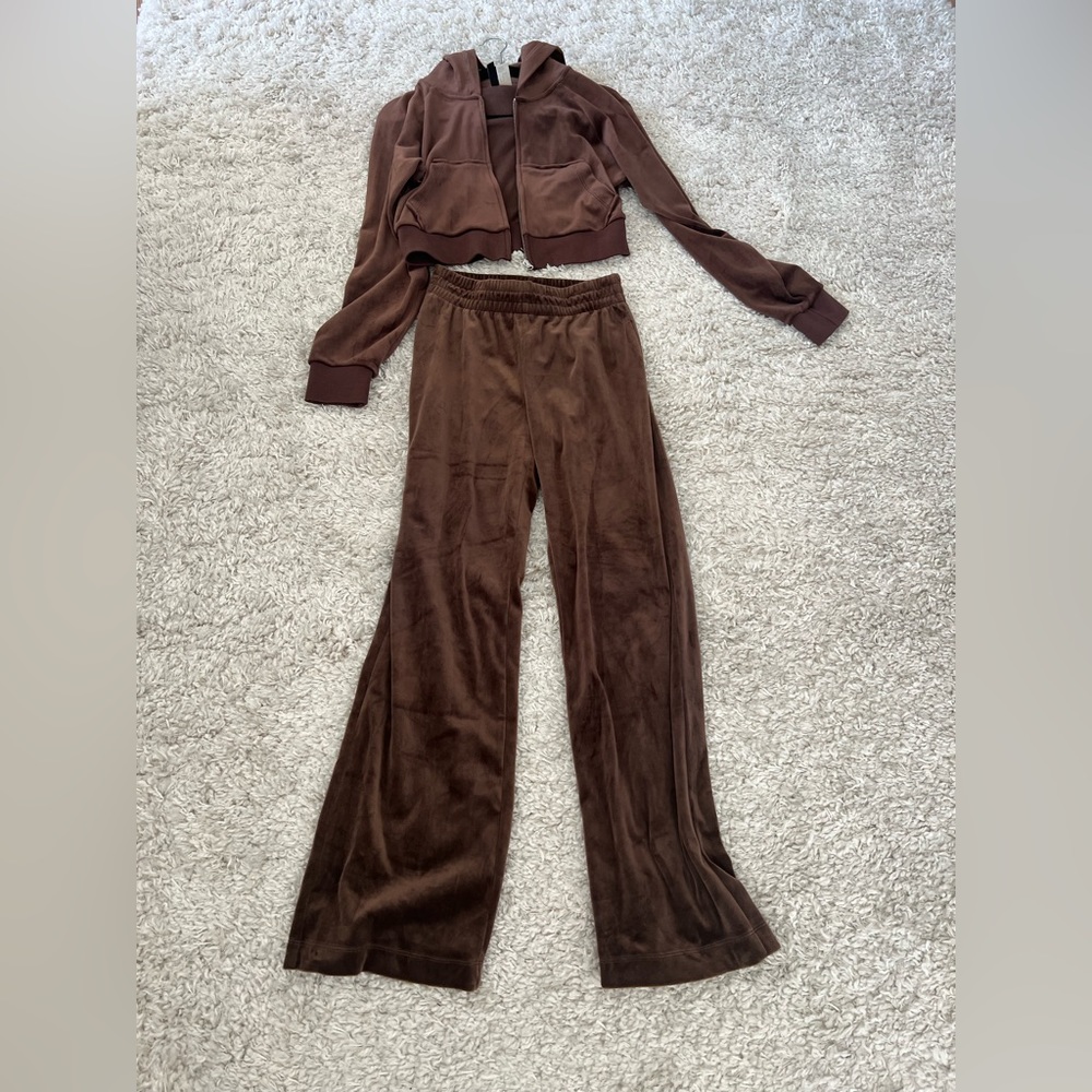 H&M Brown Velour Tracksuit - Picture 9 of 12